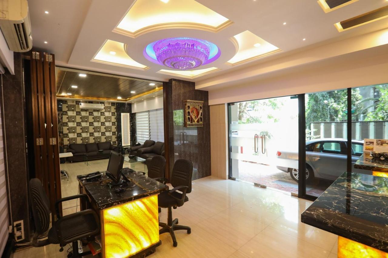 מומביי Jyoti Dwelling Hotel מראה חיצוני תמונה