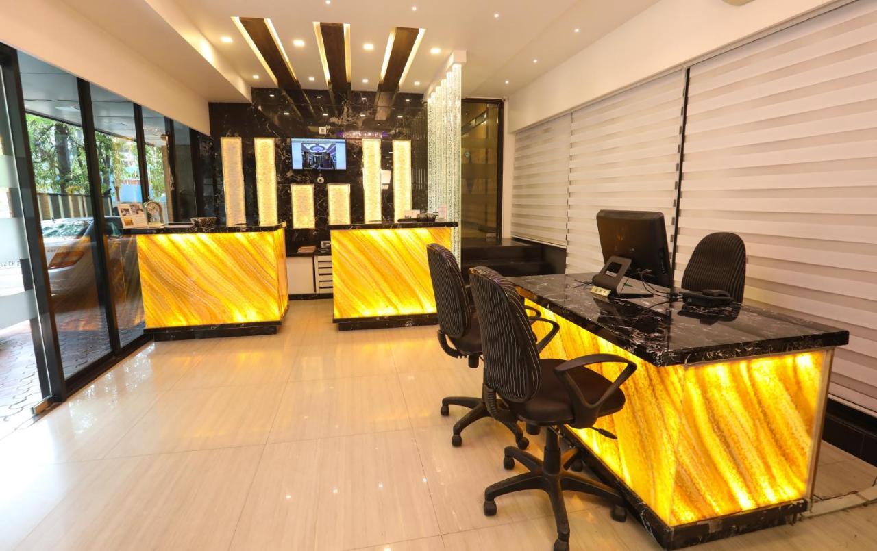 מומביי Jyoti Dwelling Hotel מראה חיצוני תמונה